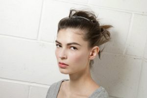Calvitie au féminin : comment camoufler une perte de cheveux ...