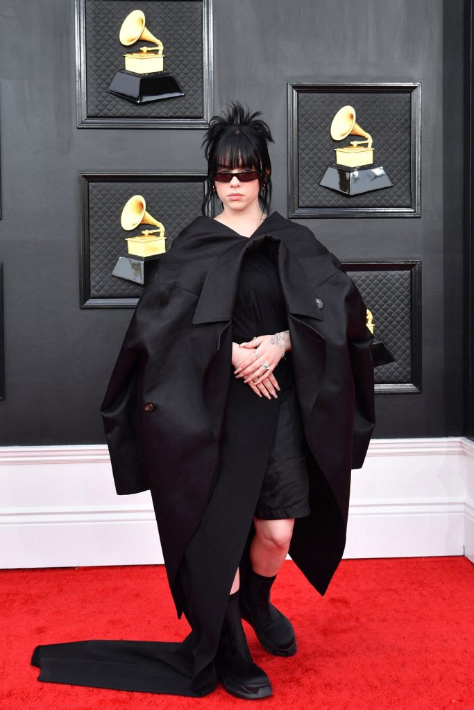 Grammy Awards 2022: les looks du tapis rouge