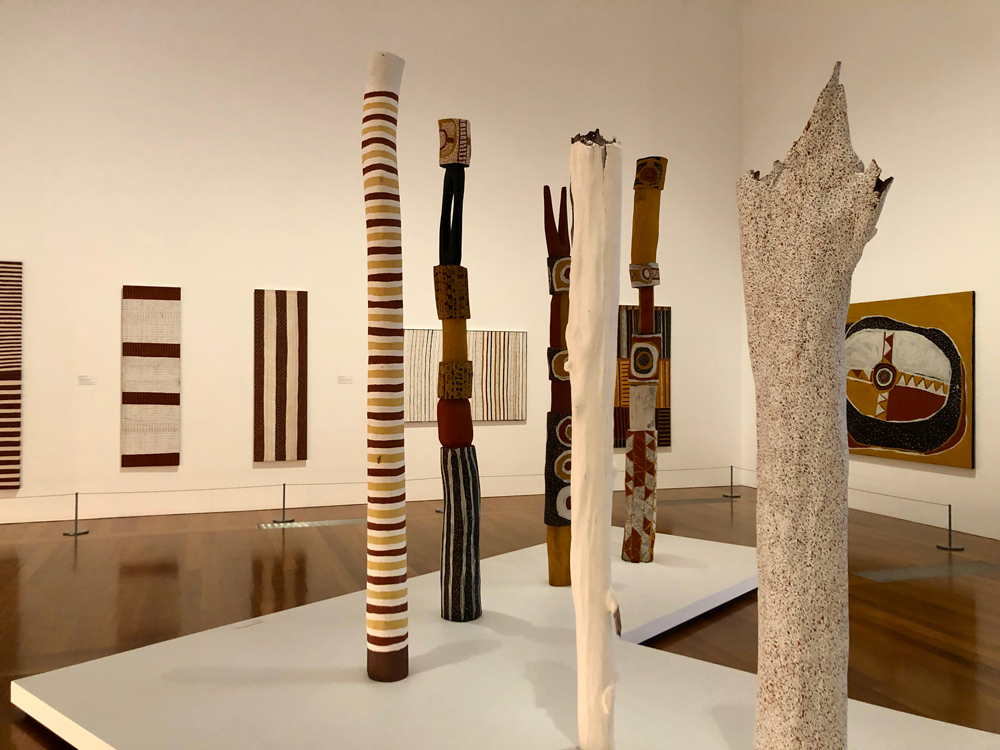 Les «tutini» de Timothy Cook, un artiste aborigène, à la Gallery of Modern Art