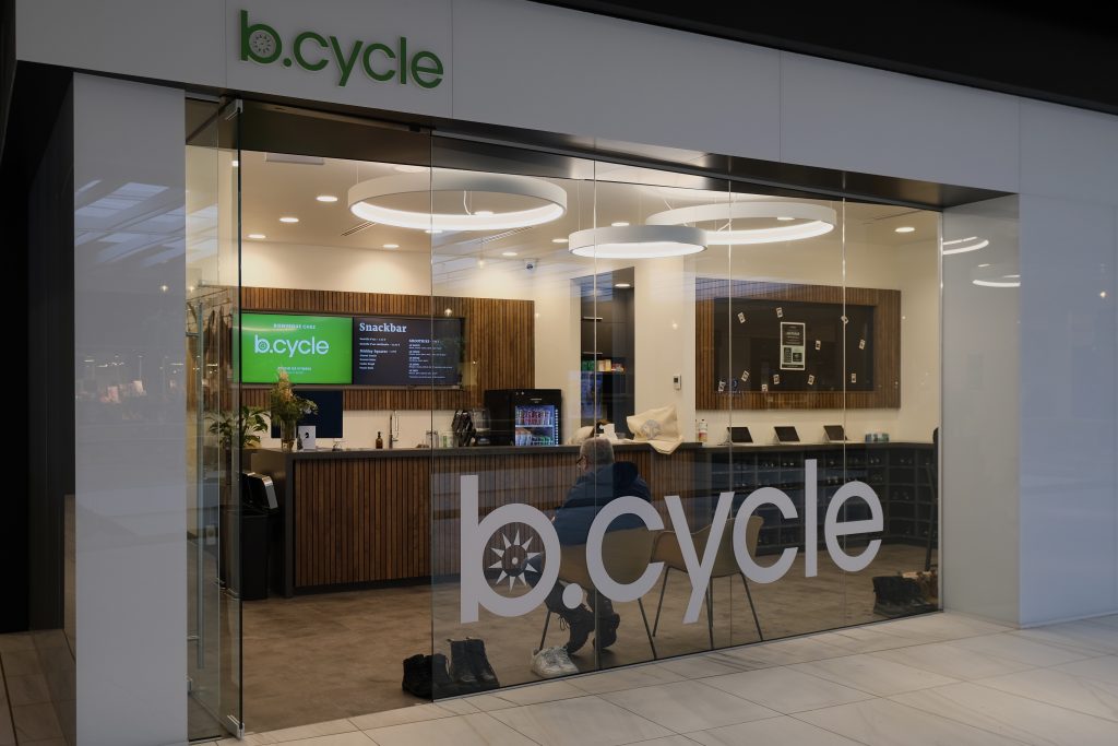 b.cycle, centre Rockland